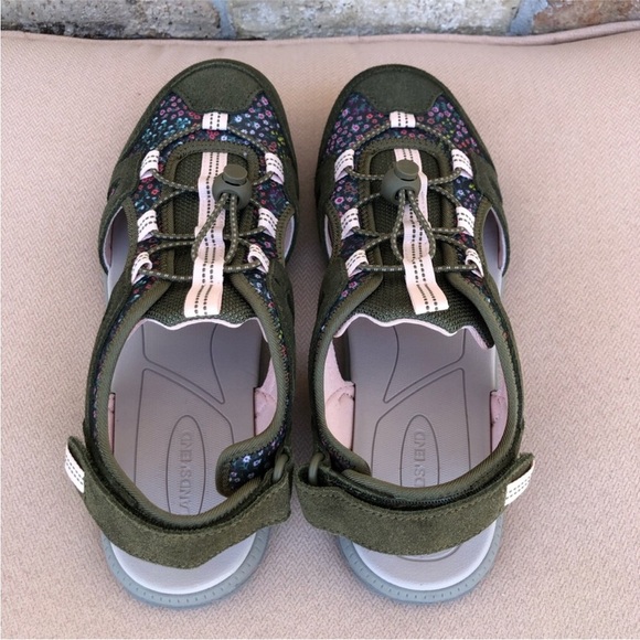 Lands End Suede Fabric Floral Green Bungee Cord Close Toe Women Sport Sandal 9B - Picture 5 of 14